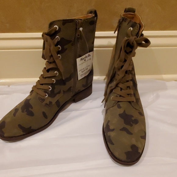 lucky brand camo boots